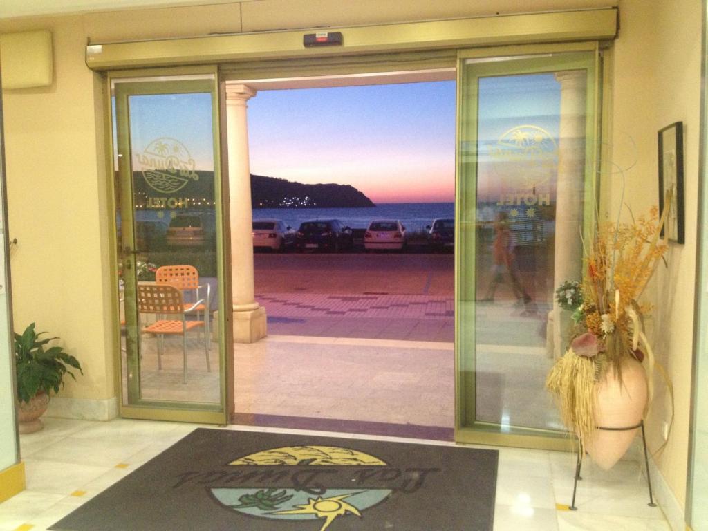 Hotel Las Dunas Ноха Экстерьер фото
